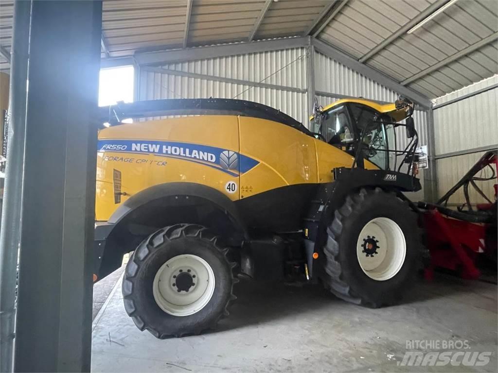 New Holland FR550 Självgående fälthackar