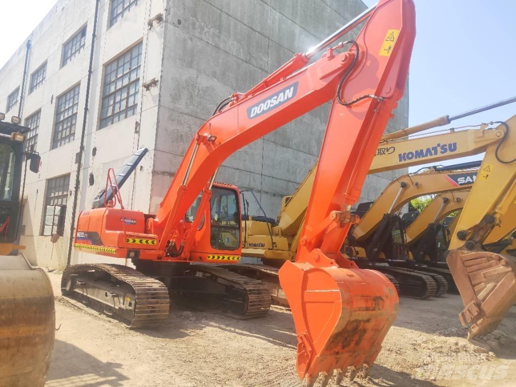 Doosan DH220LC-7 Bandgrävare