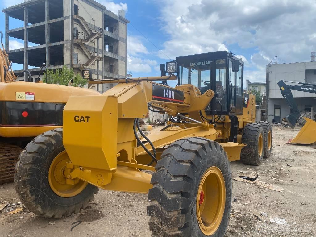 CAT 140 H Väghyvlar