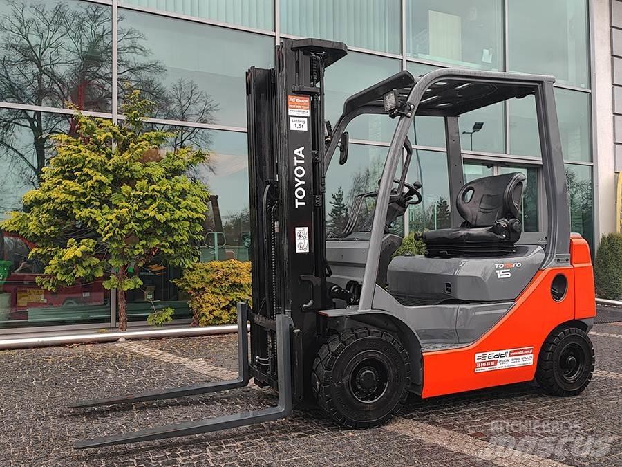 Toyota 02-8FDF15 Dieselmotviktstruckar