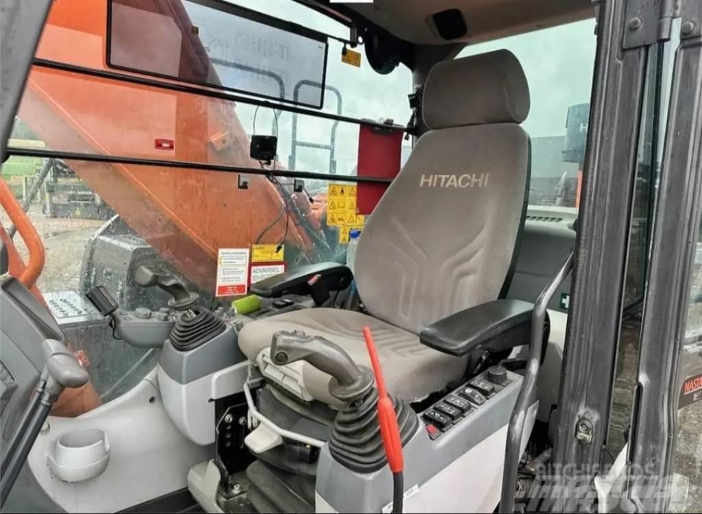 Hitachi ZX 300 LC-6 Bandgrävare