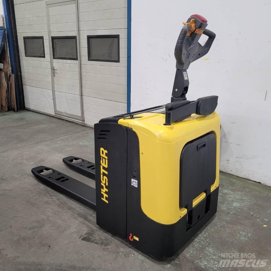 Hyster P 2.0 UTS Låglyftare med plattform