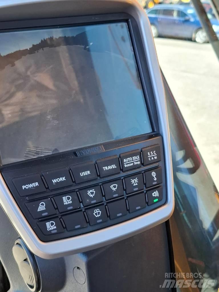 Hyundai HX235 LCR Bandgrävare