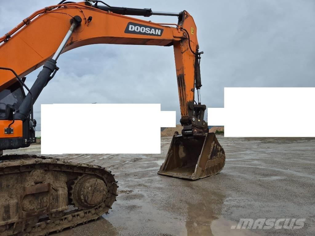Doosan DX550LC-7 Bandgrävare