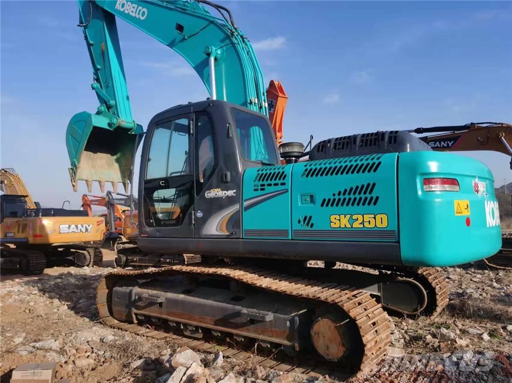 Kobelco SK250-8 Bandgrävare