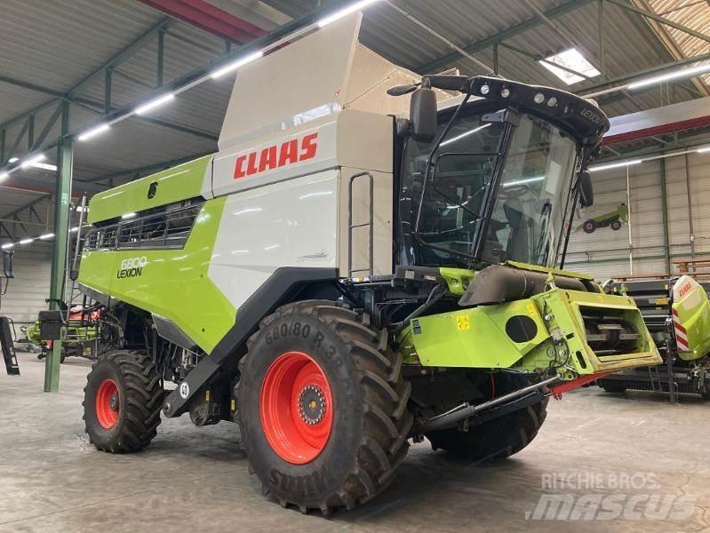 CLAAS LEXION 6800 Skördetröskor