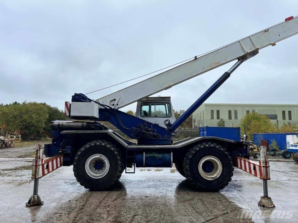 Coles Huskey 630S Terrängkranar (Grov terräng)