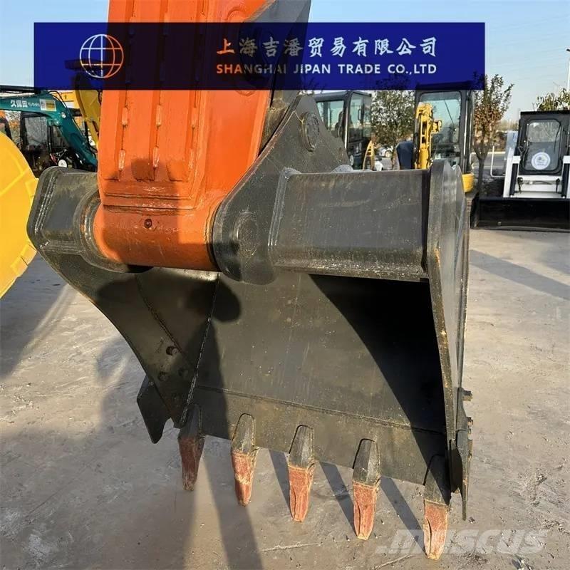 Doosan DX 300 Bandgrävare
