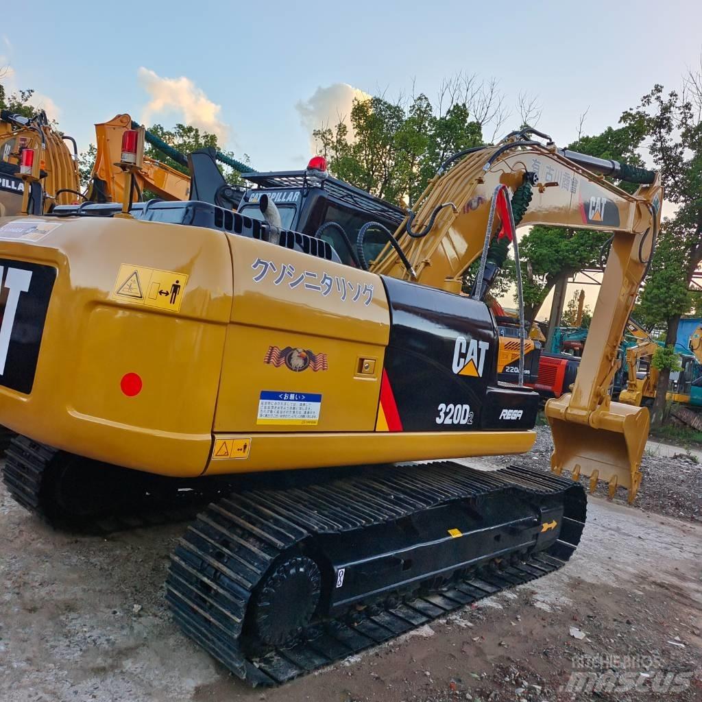 CAT 320 D Bandgrävare