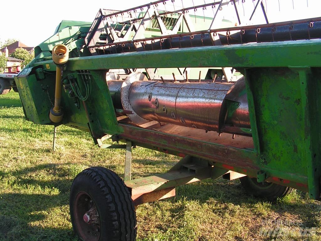 John Deere 2054 Skördetröskor