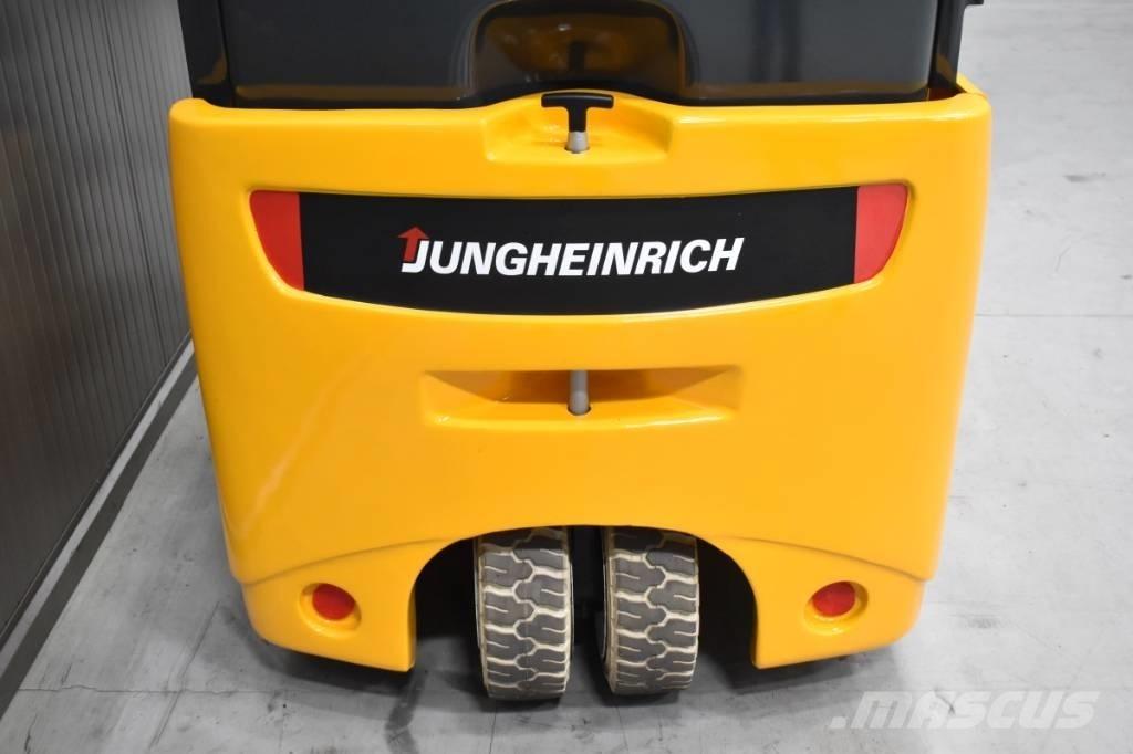 Jungheinrich EFG 215 Elmotviktstruckar