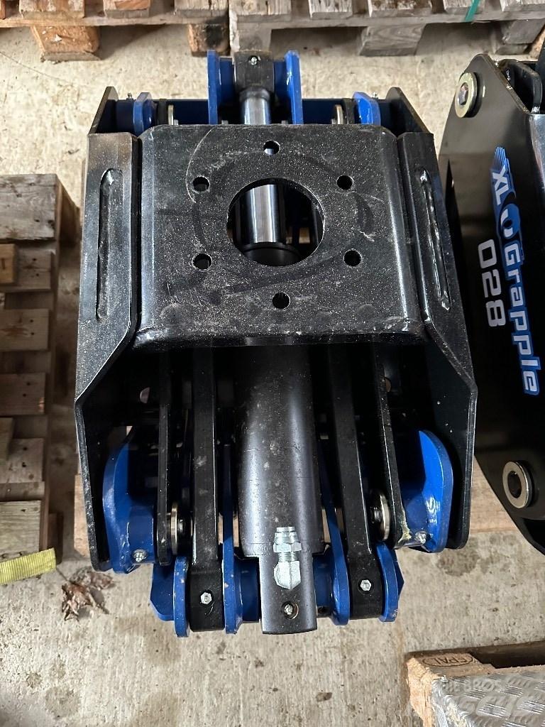  XL Grapple 028 Gripar