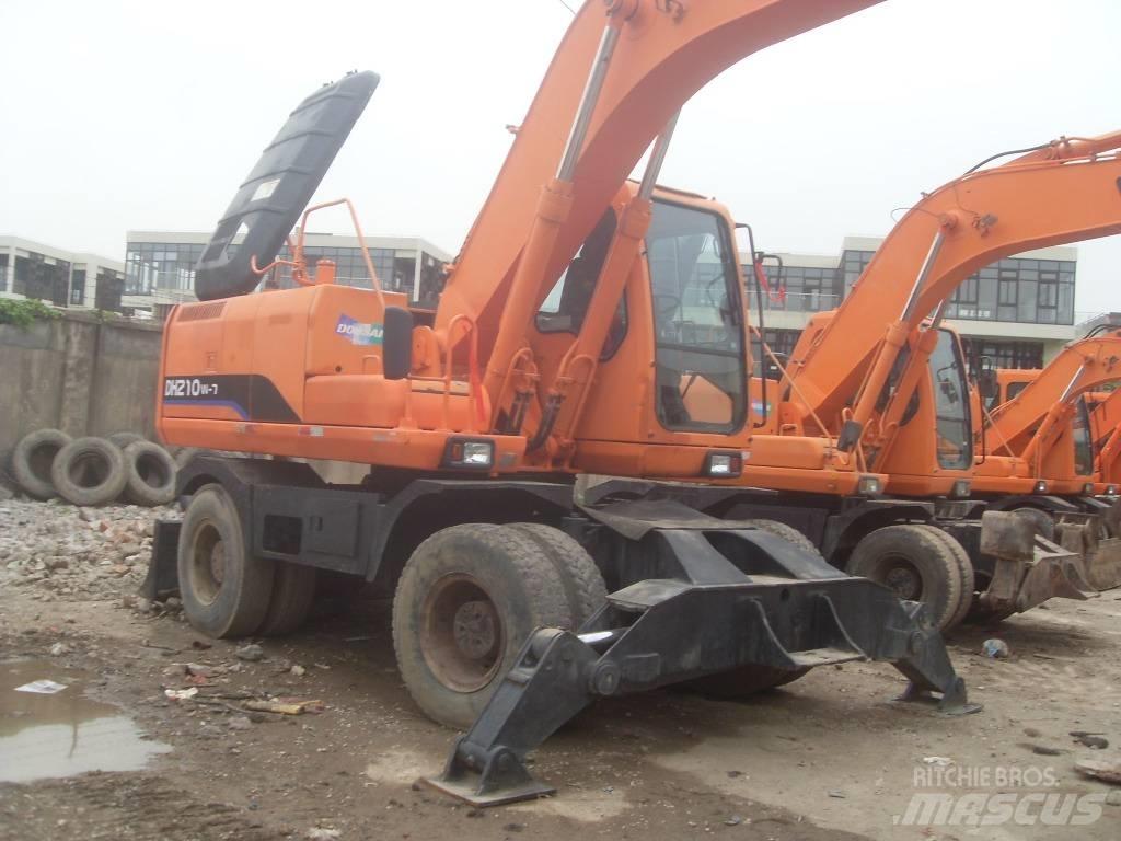 Doosan DH 150 W-7 Hjulgrävare