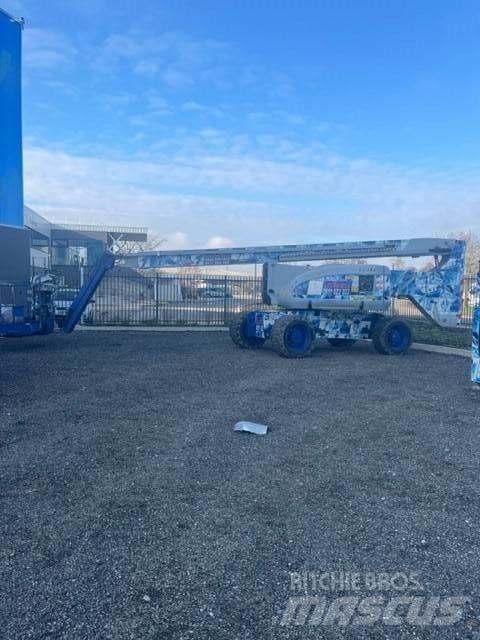 JLG 800 AJ Teleskop bomliftar