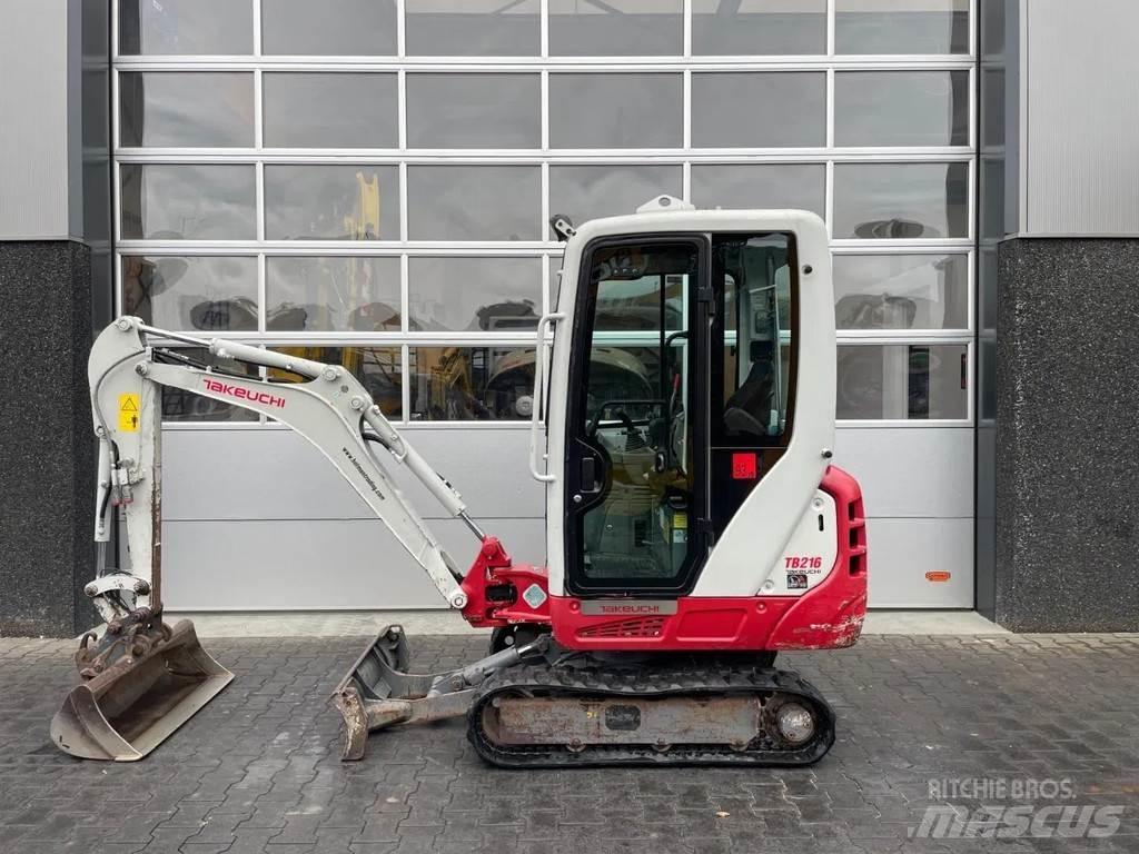 Takeuchi TB216 Minigrävare < 7t