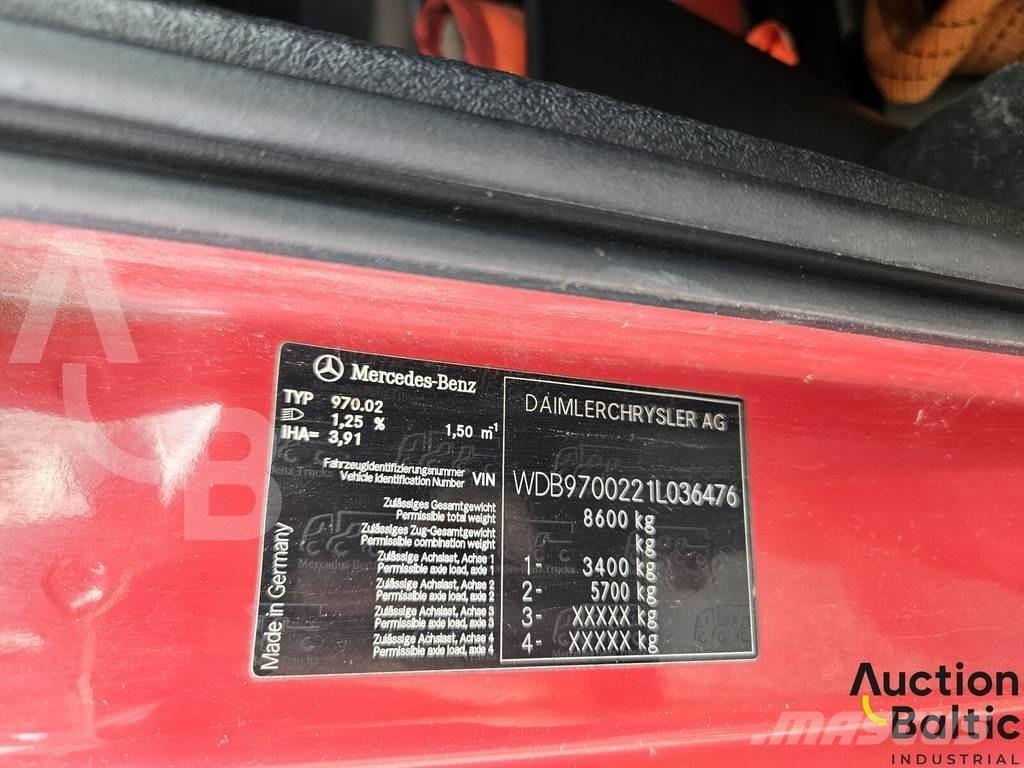 Mercedes-Benz 815 Skåpbilar Kyl/Frys/Värme