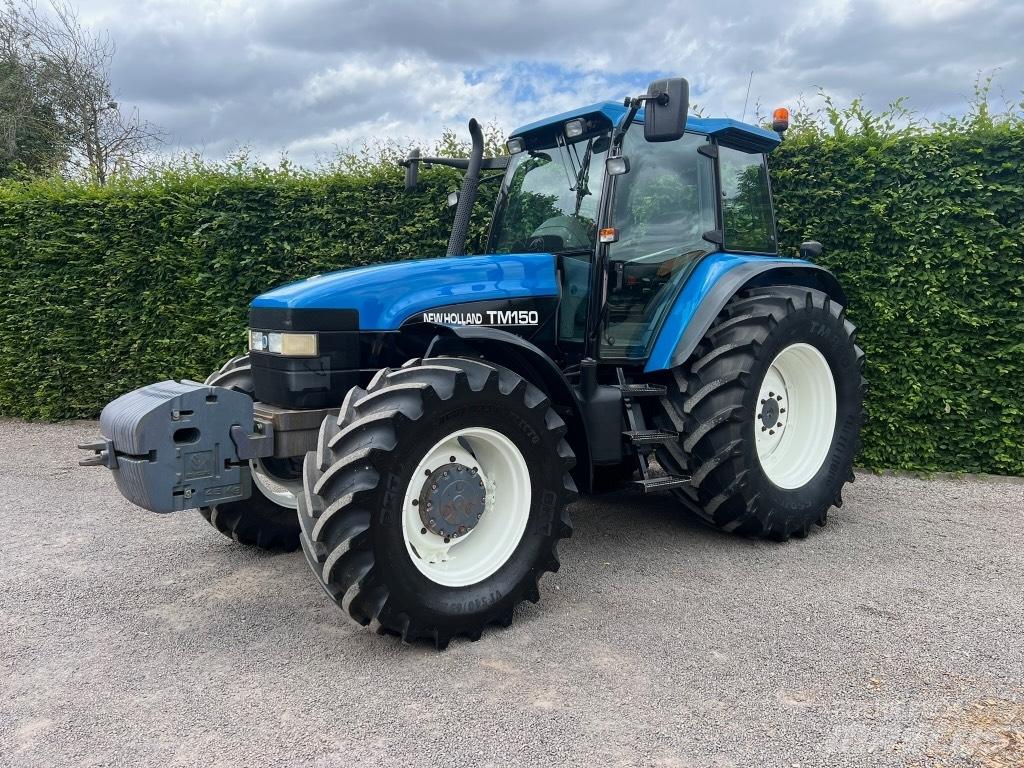 New Holland TM 150 Traktorer