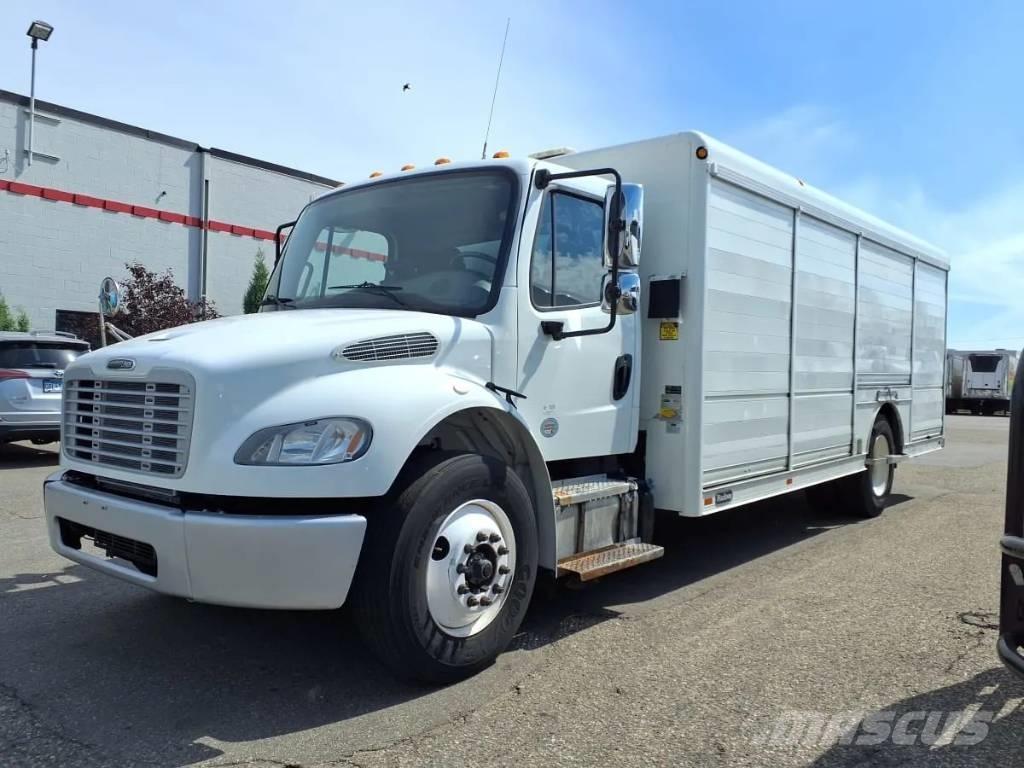 Freightliner M2 Lastbilar för dryckesleveranser