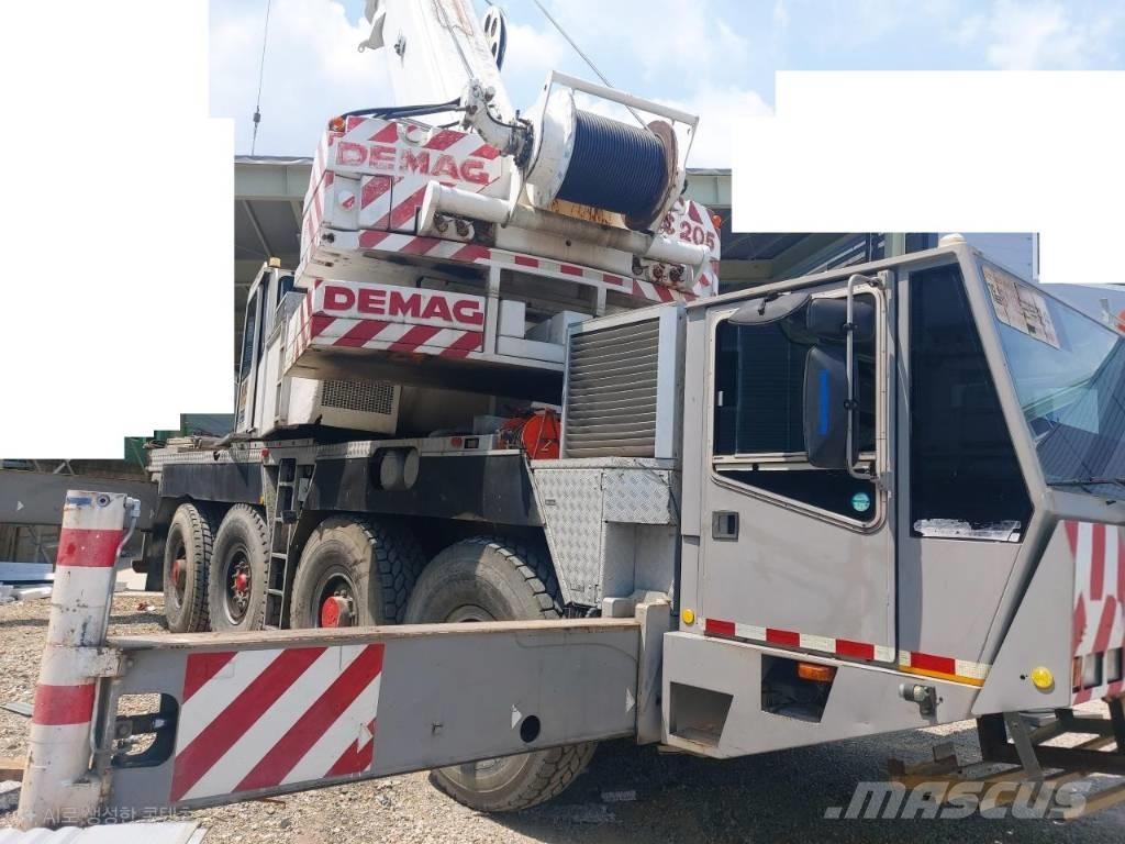 Demag AC 205 Allterrängkranar