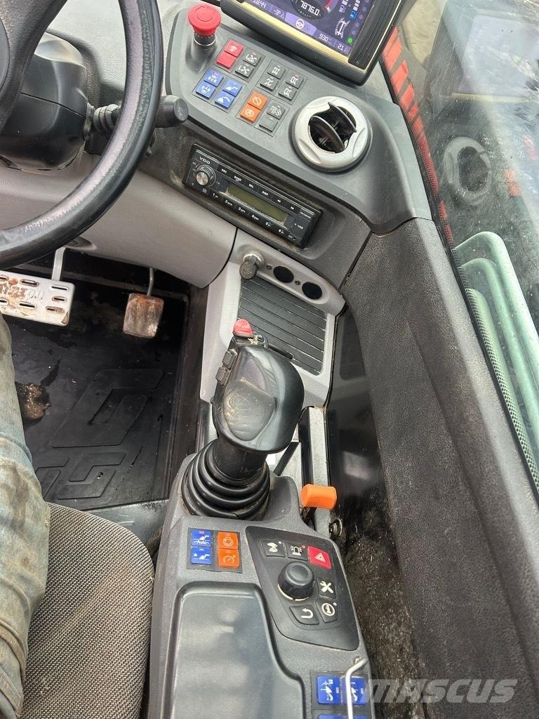 Manitou MLT 635-130 Redskapsbärare för lantbruk
