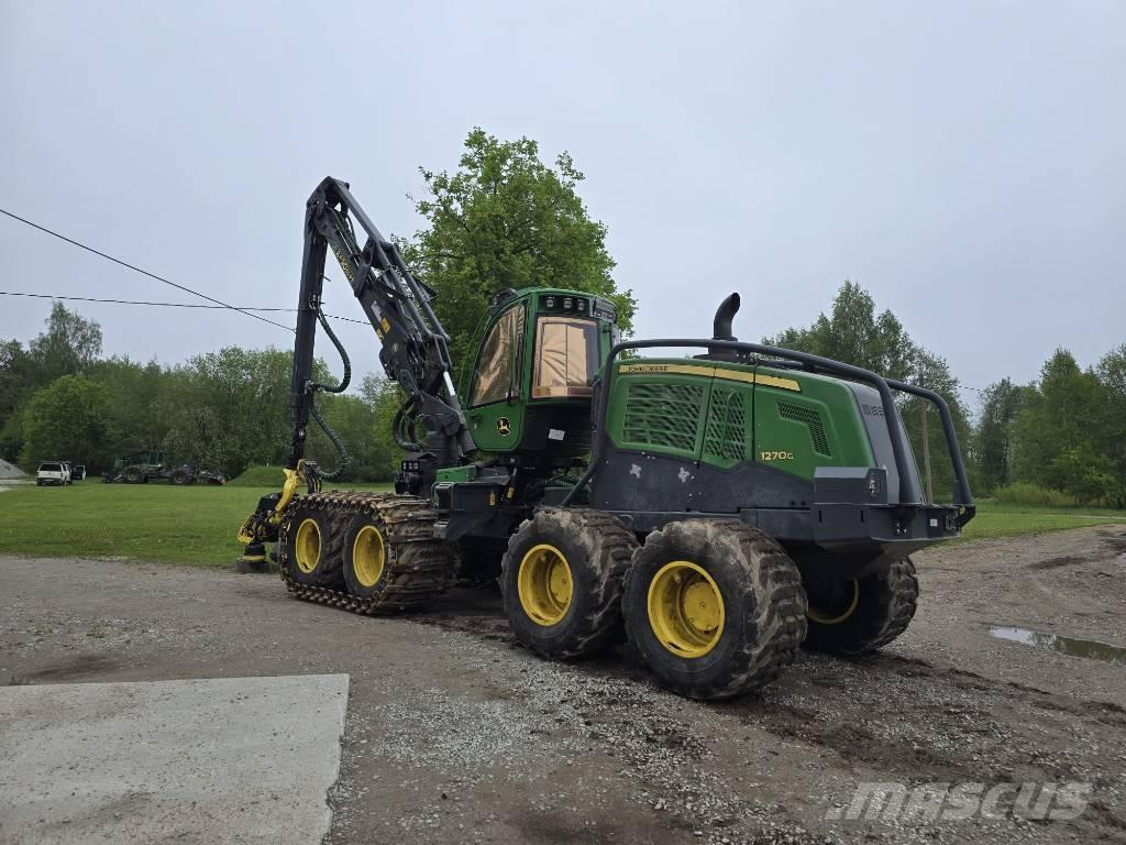 John Deere 1270 G Skördare