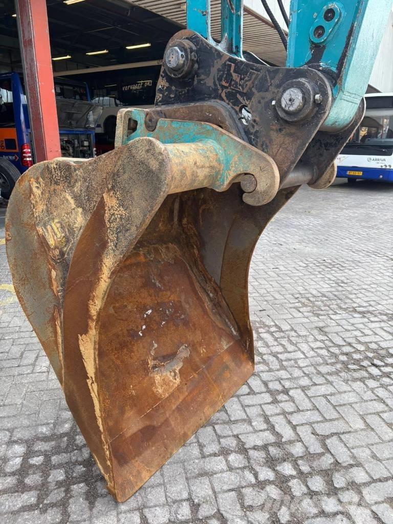 Doosan DX 210 W Hjulgrävare