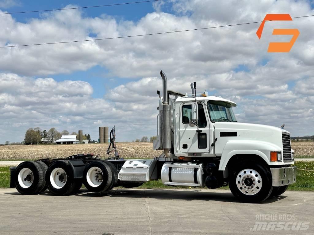 Mack CH 613 Dragbilar