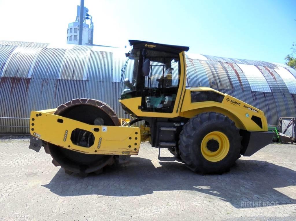 Bomag BW 213 PDH-5 Envalsvältar