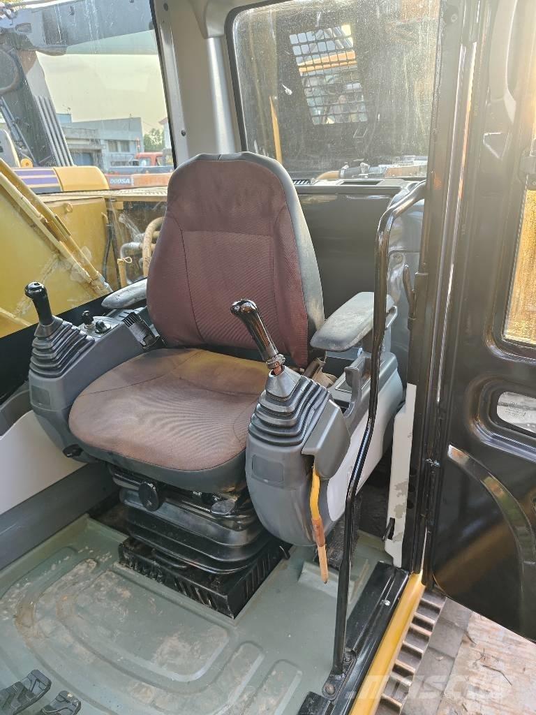 CAT 320 D Bandgrävare