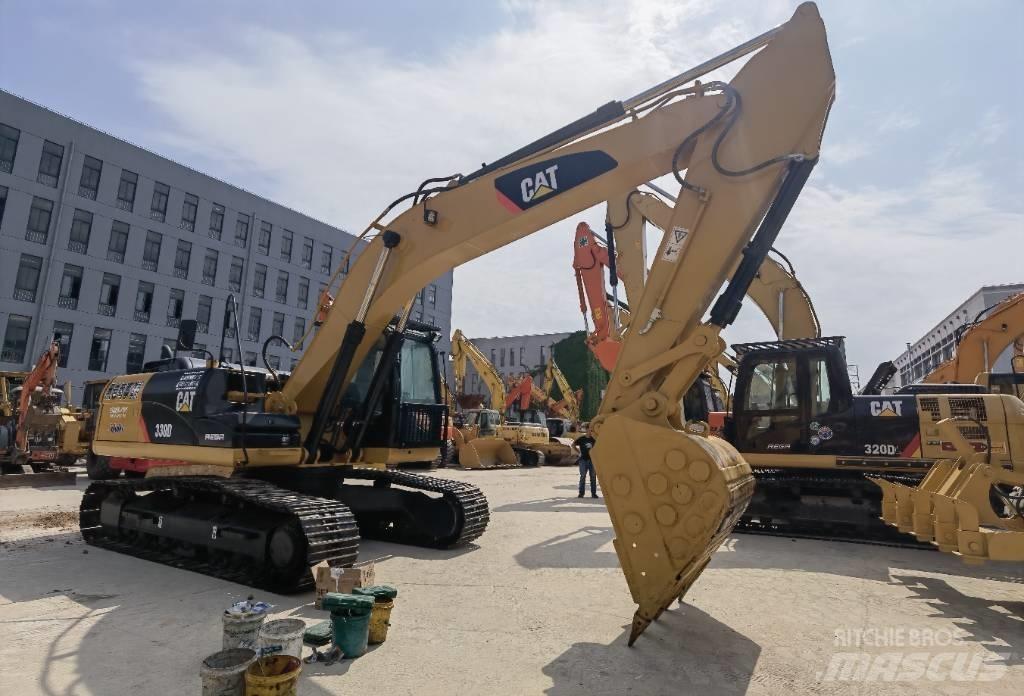 CAT 330 D Bandgrävare