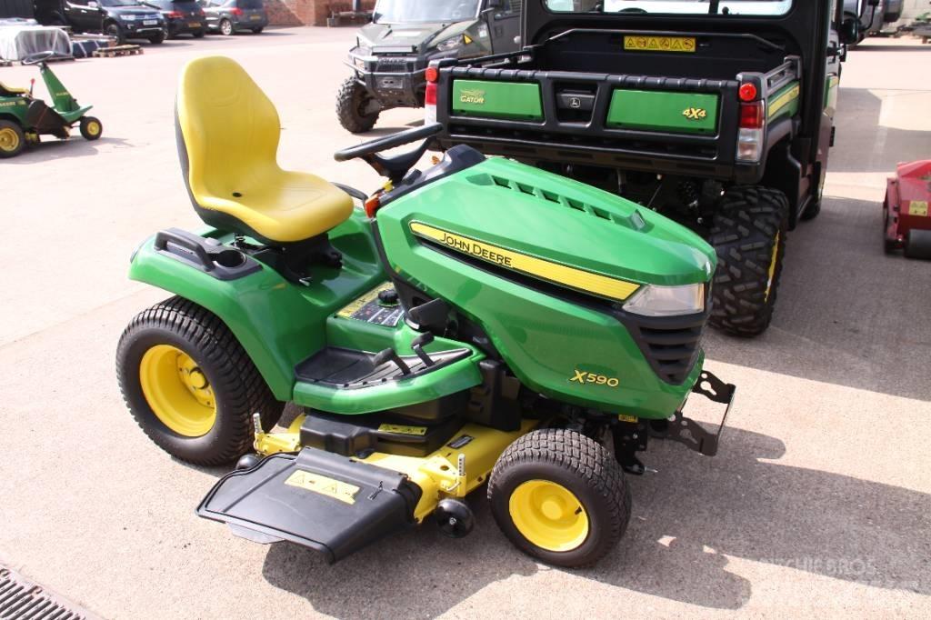 John Deere X 590 Åkgräsklippare