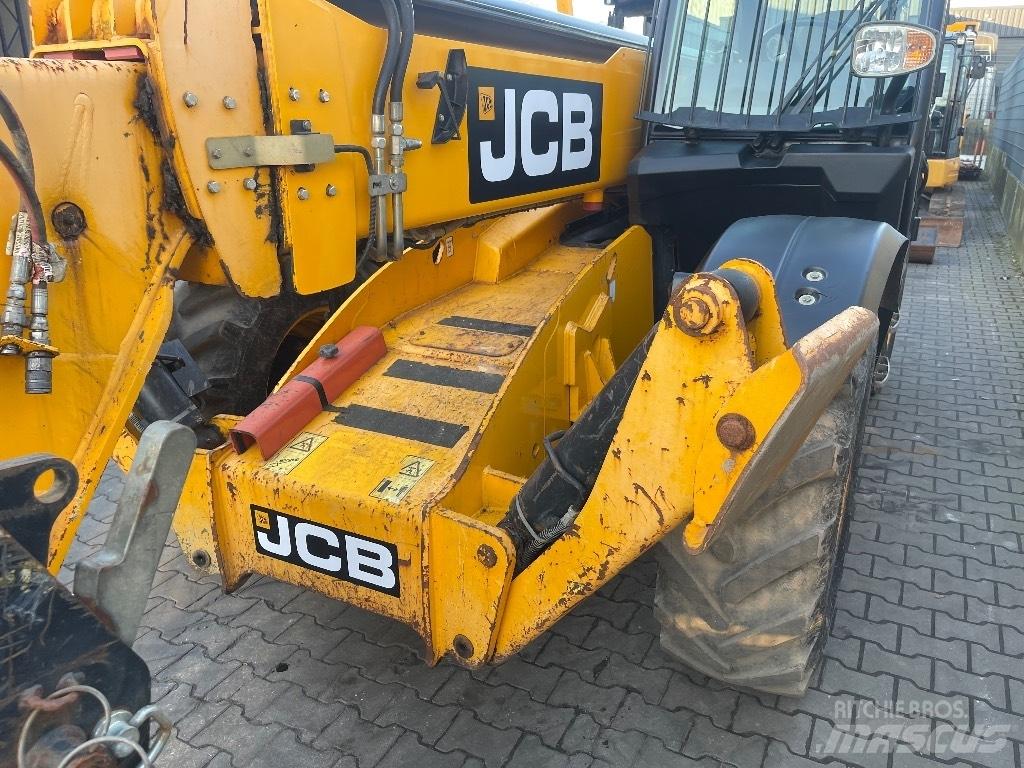 JCB 535-140 Hiviz Teleskoplastare