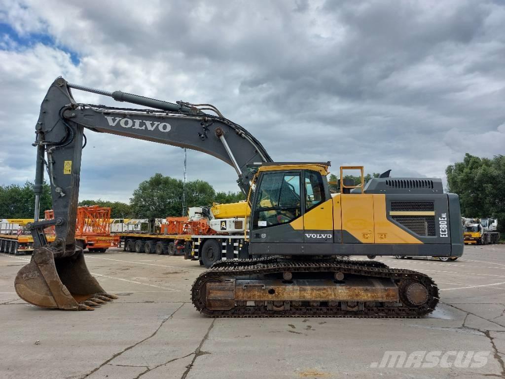 Volvo EC 380 E NL Bandgrävare