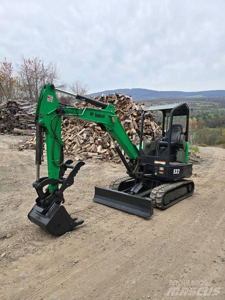 Bobcat E 32 Minigrävare < 7t
