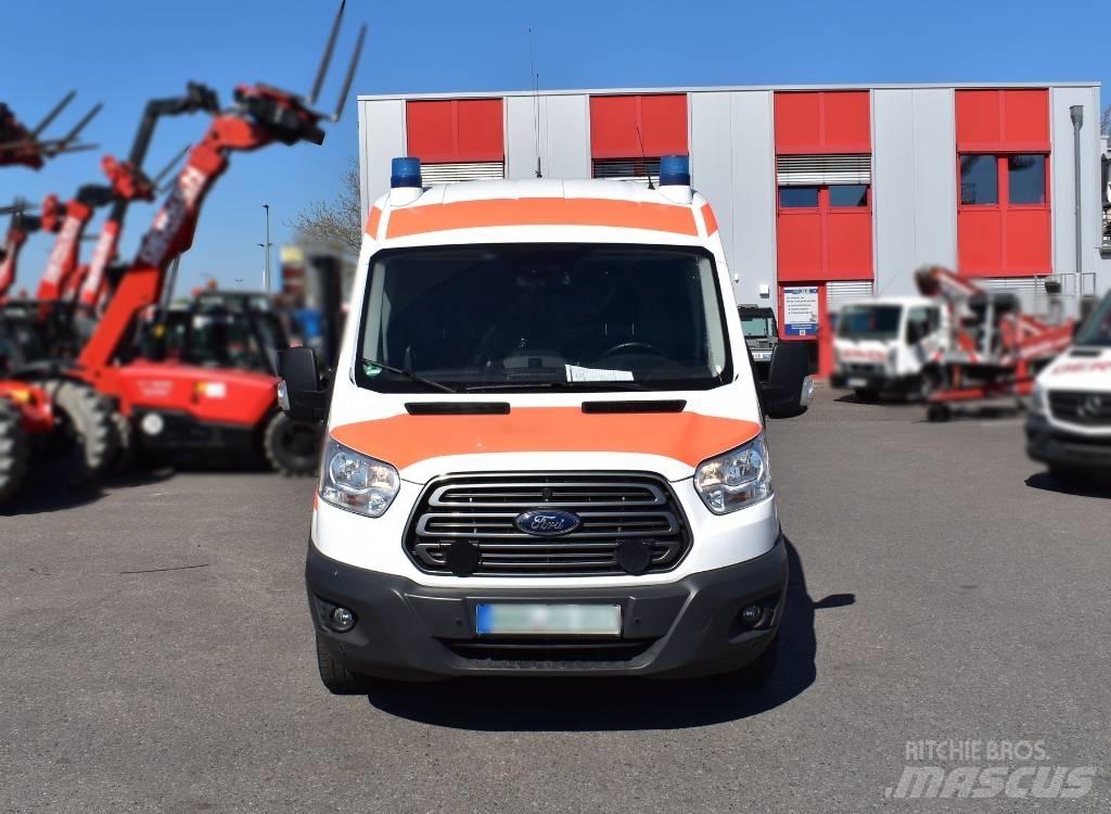 Ford Transit Custom Ambulanser