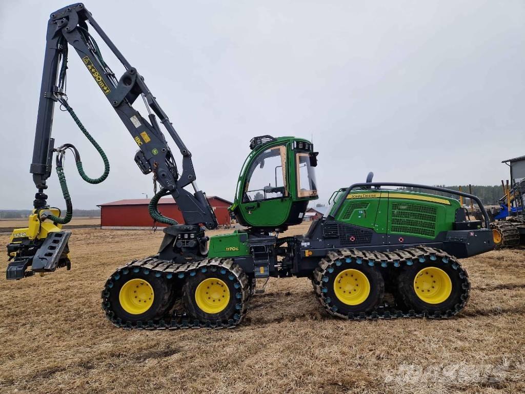 John Deere 1170 G Skördare