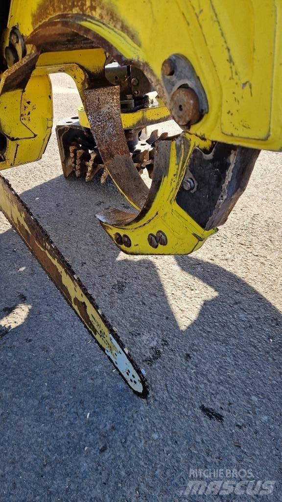 John Deere 1270 G Skördare