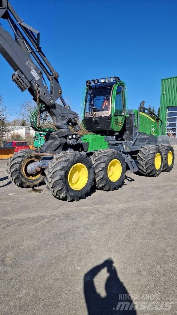 John Deere 1270 G Skördare