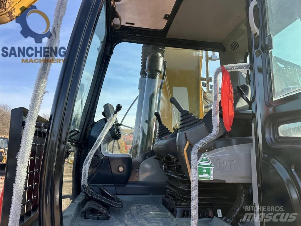 CAT 320 D L Bandgrävare