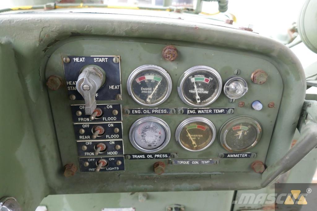 CAT D7F Ex-army Bandschaktare