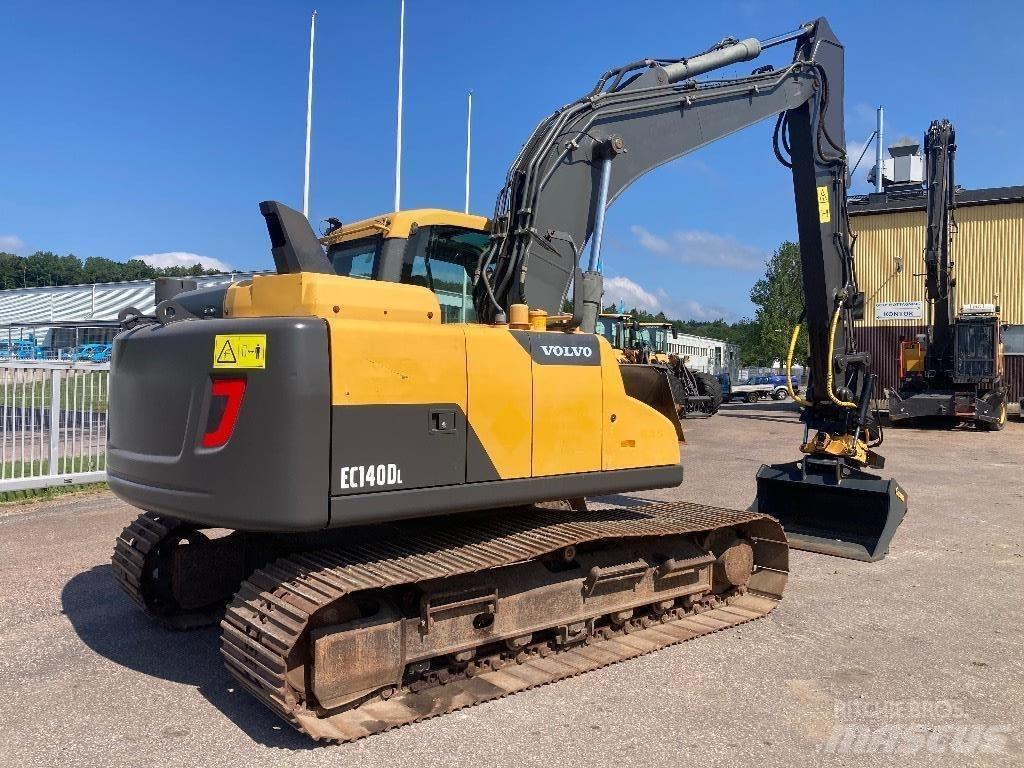 Volvo EC 140 DL Bandgrävare