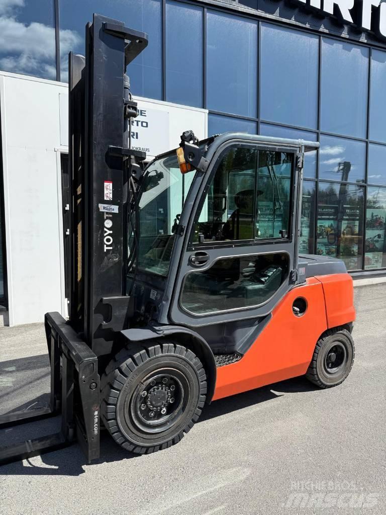 Toyota 40-8 FD45 N Dieselmotviktstruckar