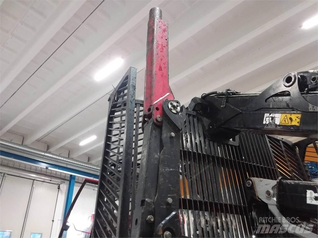 Komatsu 895 Redskap till skogsmaskiner