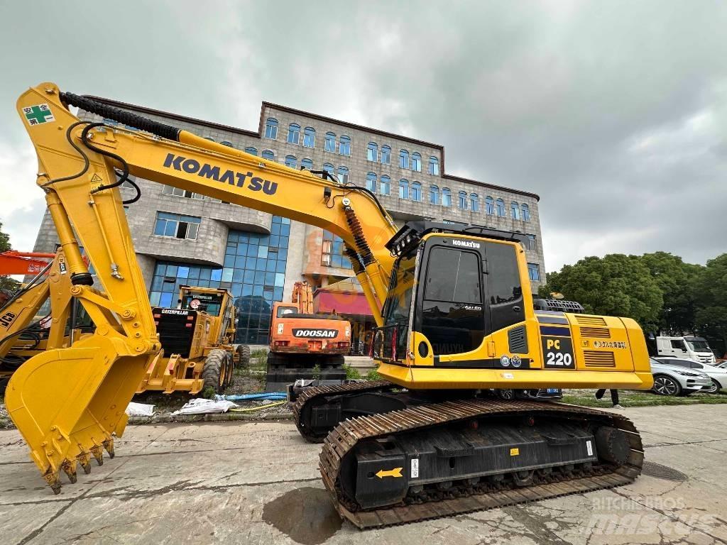 Komatsu PC 220 Bandgrävare