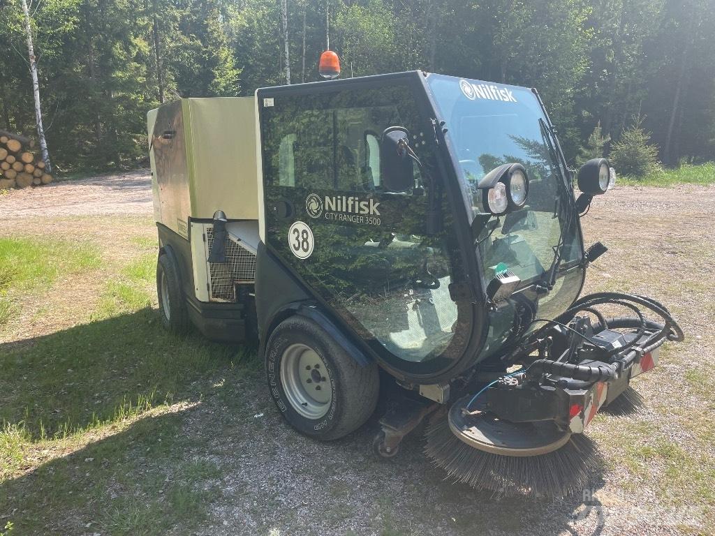 Nilfisk CR 3500 Sopmaskiner
