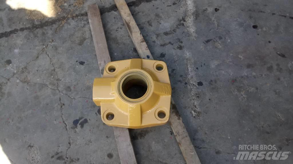 CAT 988 B Hydraulik