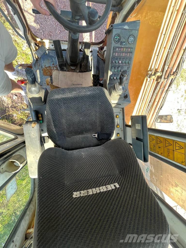 Liebherr A 904 C Avfalls / industri hantering