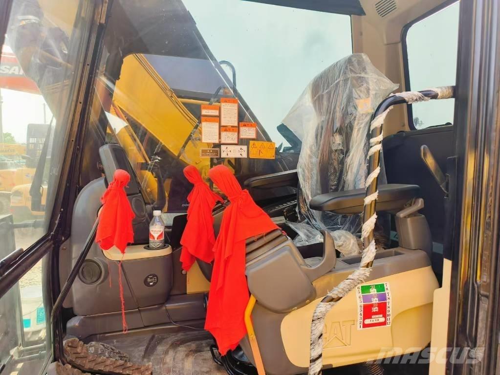 CAT 320 D Bandgrävare