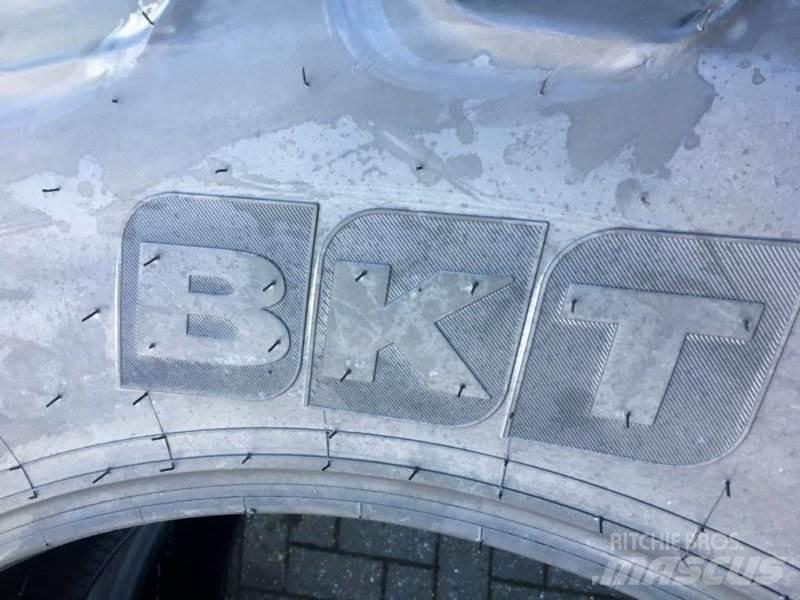 BKT 520/70 R 38 Däck, hjul och fälgar