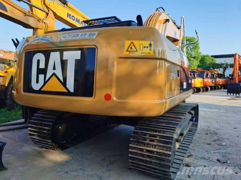 CAT 320d2 Bandgrävare